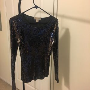 Michael Kors top/sweater.